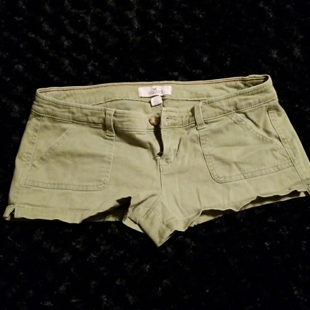 Hollister low rise stretch shorts